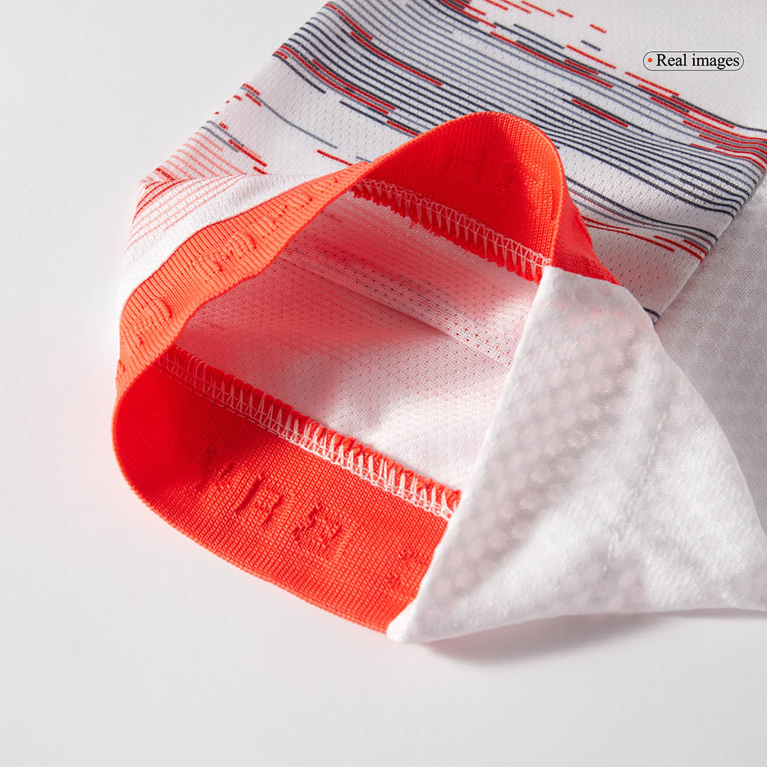 UPAMECANO #2 Bayern Munich Extérieur Maillot 2025/26 Blanc Joueur